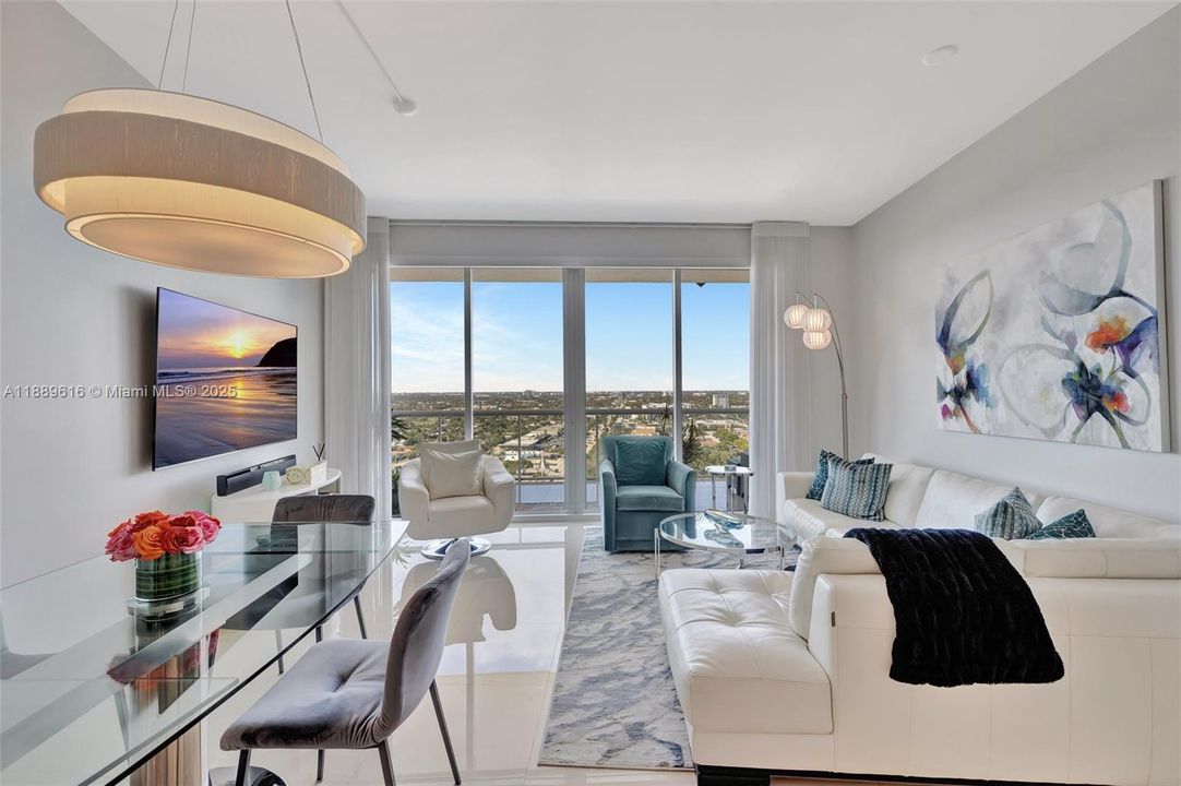 На продажу: $1,395,000 (2 спален, 2 ванн, 1463 Квадратных фут)