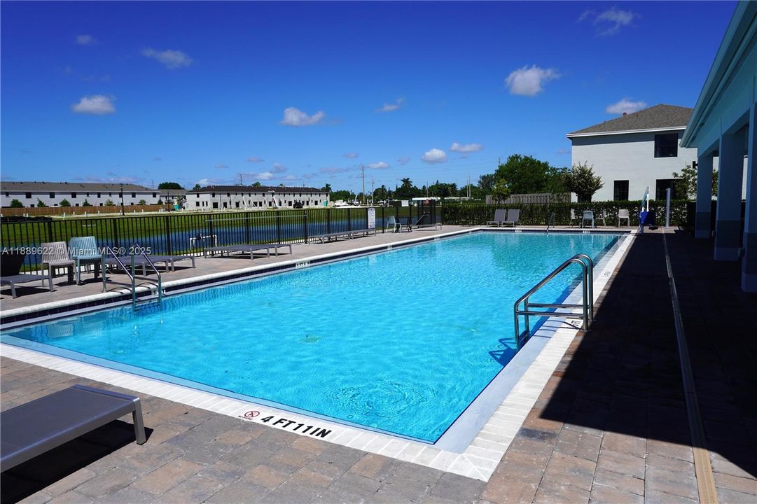 Active With Contract: $2,500 (3 beds, 3 baths, 0 Square Feet)