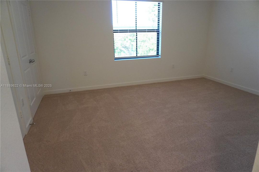 Active With Contract: $2,500 (3 beds, 3 baths, 0 Square Feet)