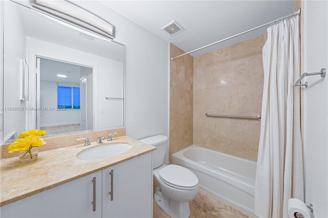 最近租的: $2,500 (1 贝兹, 1 浴室, 692 平方英尺)