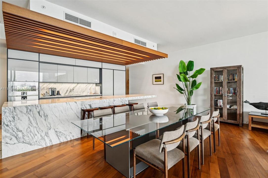 待售: $3,975,000 (3 贝兹, 3 浴室, 2269 平方英尺)