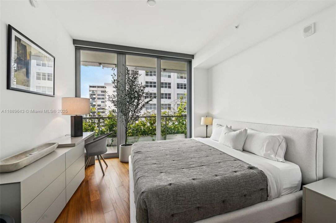 待售: $3,975,000 (3 贝兹, 3 浴室, 2269 平方英尺)