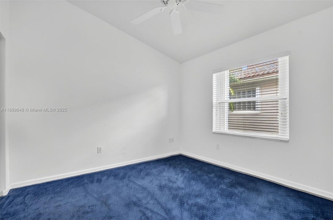 На продажу: $599,900 (3 спален, 2 ванн, 1714 Квадратных фут)