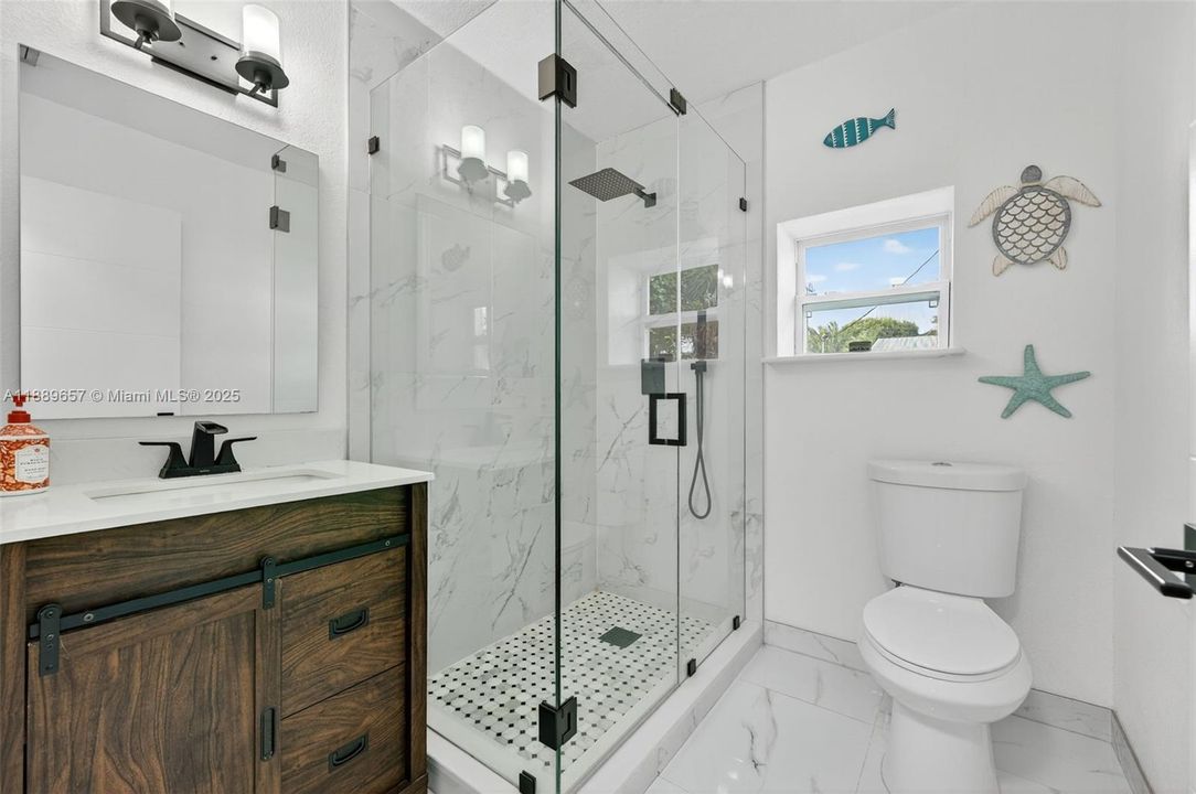 Active With Contract: $754,900 (3 beds, 2 baths, 1443 Square Feet)