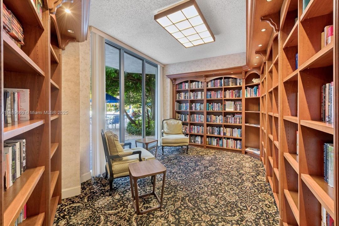 Recently Sold: $850,000 (3 beds, 4 baths, 2503 Square Feet)