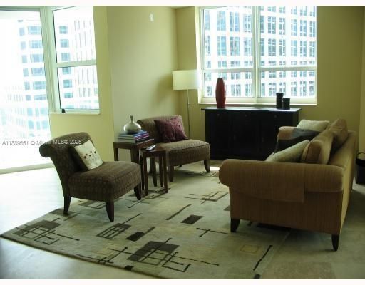 Active With Contract: $3,350 (2 beds, 2 baths, 1297 Square Feet)