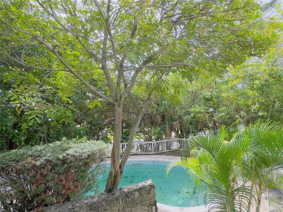 For Rent: $2,250 (2 beds, 2 baths, 265 Square Feet)