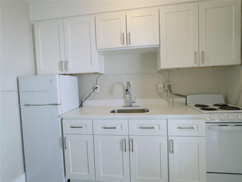 For Rent: $2,250 (2 beds, 2 baths, 265 Square Feet)