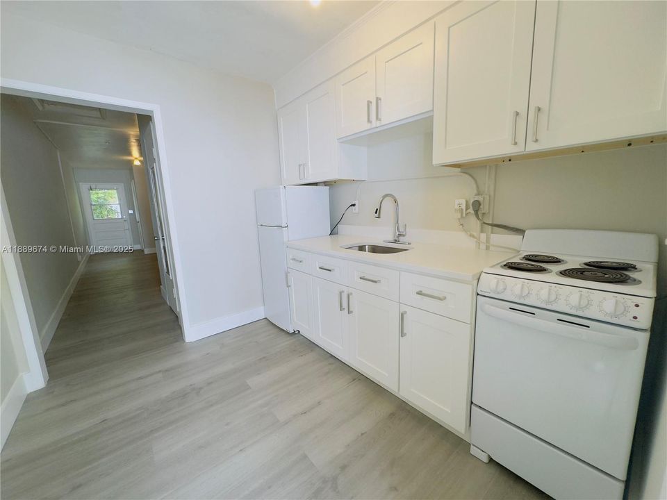 For Rent: $2,250 (2 beds, 2 baths, 265 Square Feet)