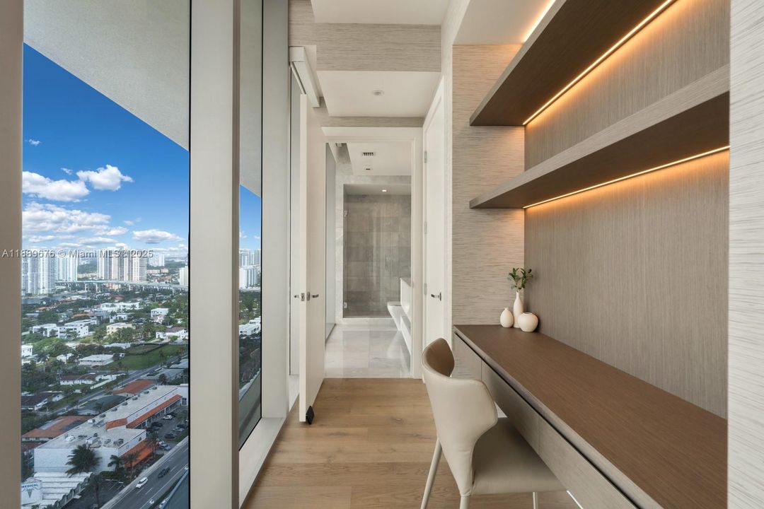 For Sale: $25,000,000 (5 beds, 7 baths, 6695 Square Feet)