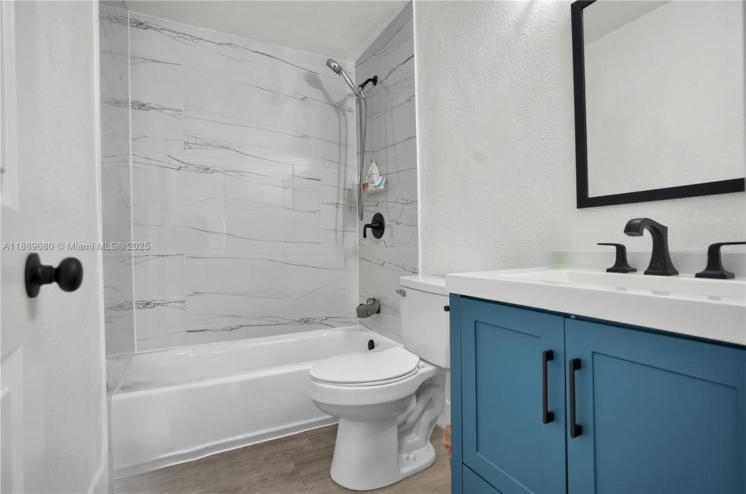 最近租的: $2,800 (3 贝兹, 2 浴室, 1395 平方英尺)