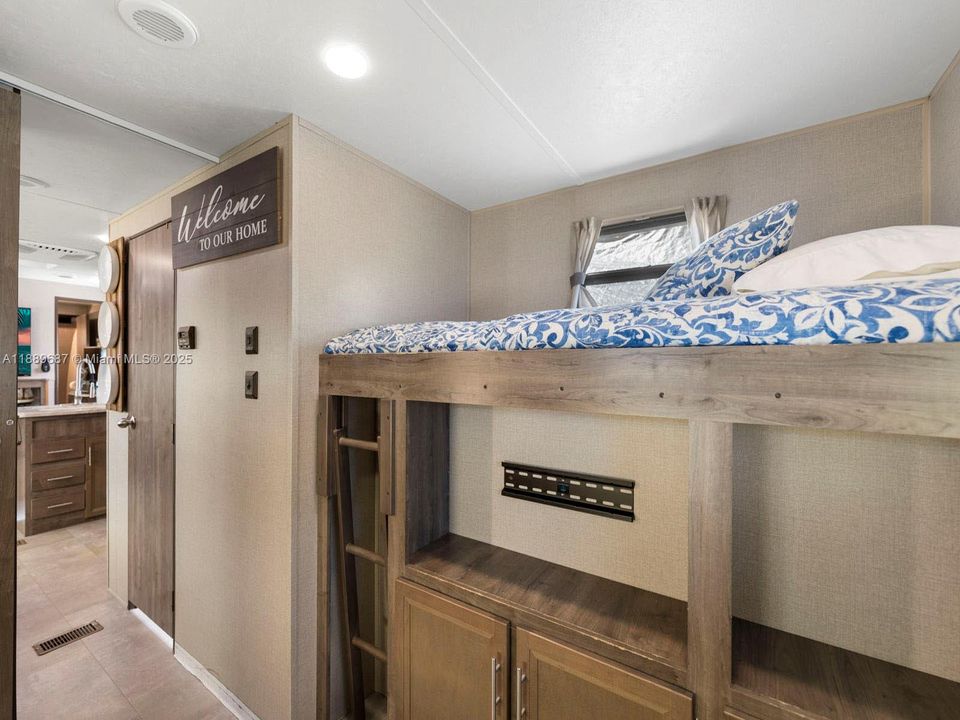 For Sale: $324,000 (2 beds, 1 baths, 0 Square Feet)