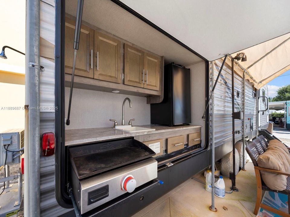 For Sale: $324,000 (2 beds, 1 baths, 0 Square Feet)