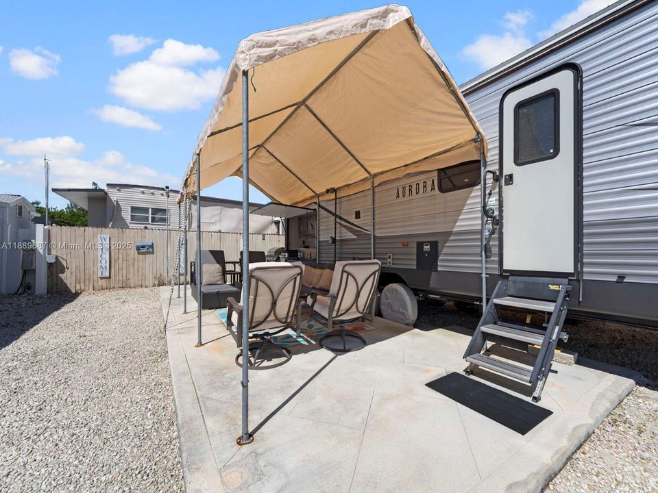 For Sale: $324,000 (2 beds, 1 baths, 0 Square Feet)