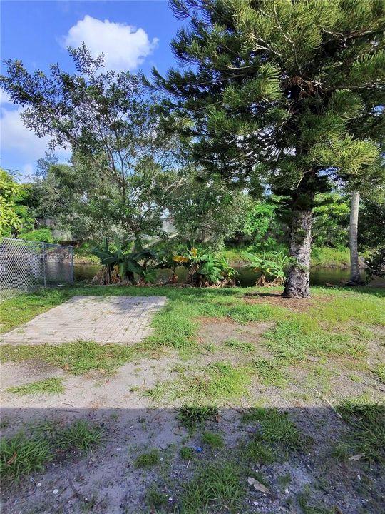 Под контрактом: $2,900 (4 спален, 2 ванн, 1342 Квадратных фут)