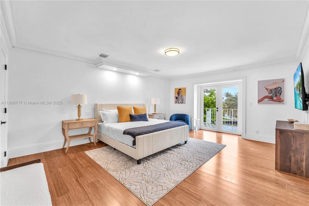 待售: $4,500,000 (7 贝兹, 6 浴室, 6575 平方英尺)