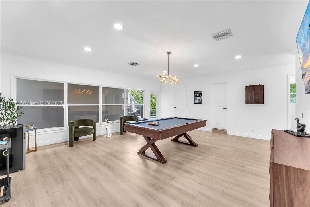 待售: $4,500,000 (7 贝兹, 6 浴室, 6575 平方英尺)