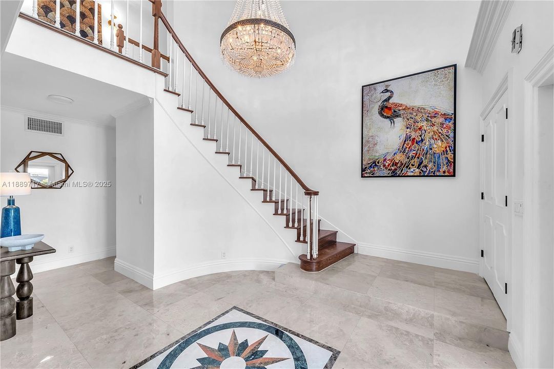 待售: $4,500,000 (7 贝兹, 6 浴室, 6575 平方英尺)