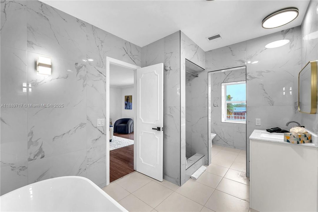 待售: $4,500,000 (7 贝兹, 6 浴室, 6575 平方英尺)