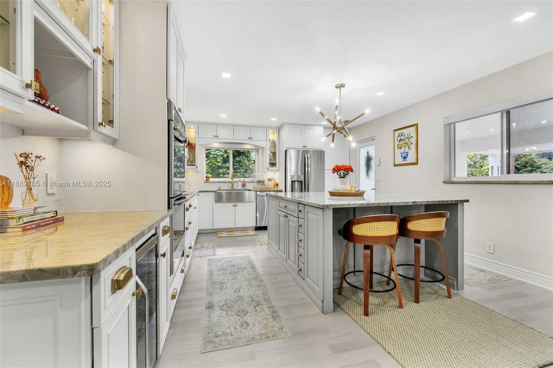 Active With Contract: $1,273,000 (4 beds, 3 baths, 2209 Square Feet)