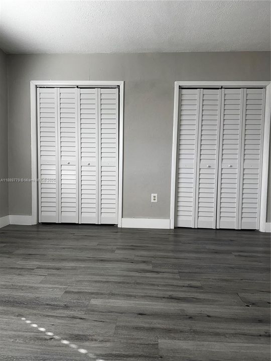 Active With Contract: $1,850 (1 beds, 1 baths, 750 Square Feet)