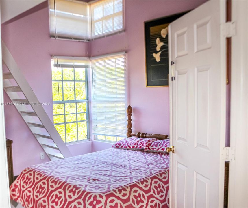 En Renta: $3,600 (3 camas, 2 baños, 1568 Pies cuadrados)