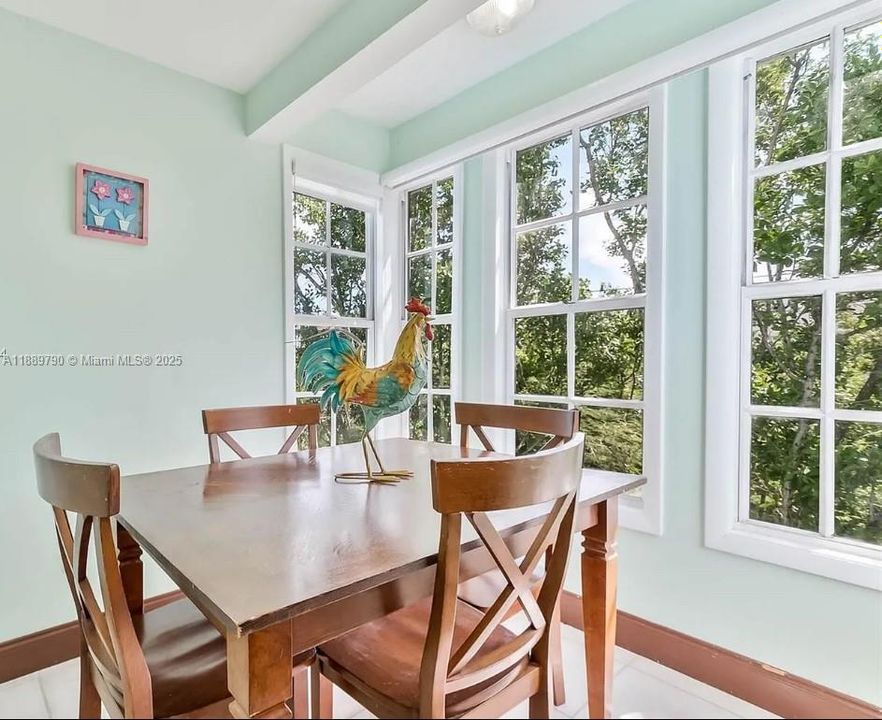 En Renta: $3,600 (3 camas, 2 baños, 1568 Pies cuadrados)