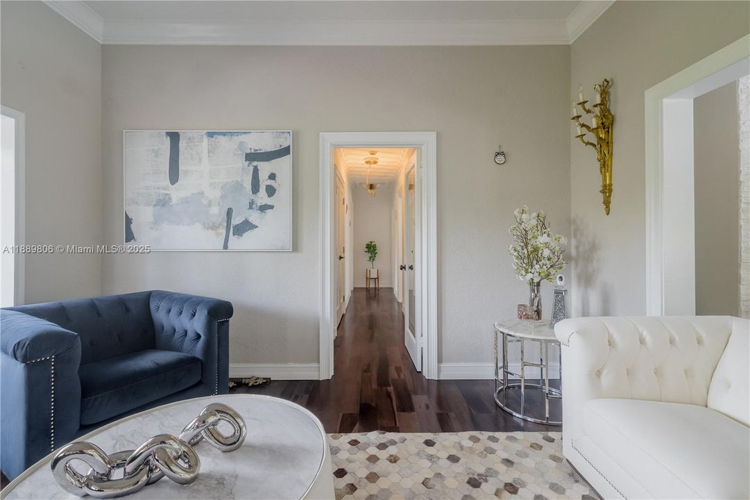 待售: $2,450,000 (4 贝兹, 3 浴室, 2458 平方英尺)