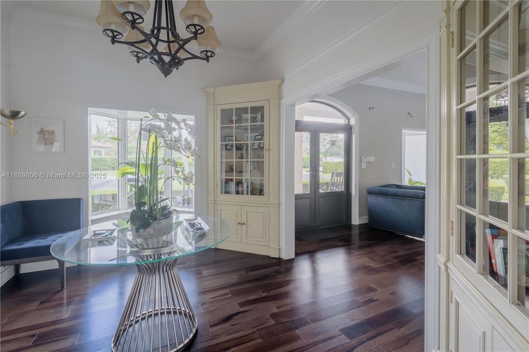 待售: $2,450,000 (4 贝兹, 3 浴室, 2458 平方英尺)