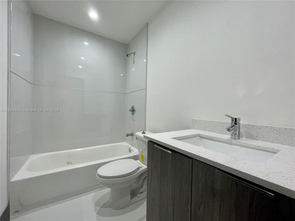 Недавно арендовано: $3,000 (3 спален, 2 ванн, 0 Квадратных фут)