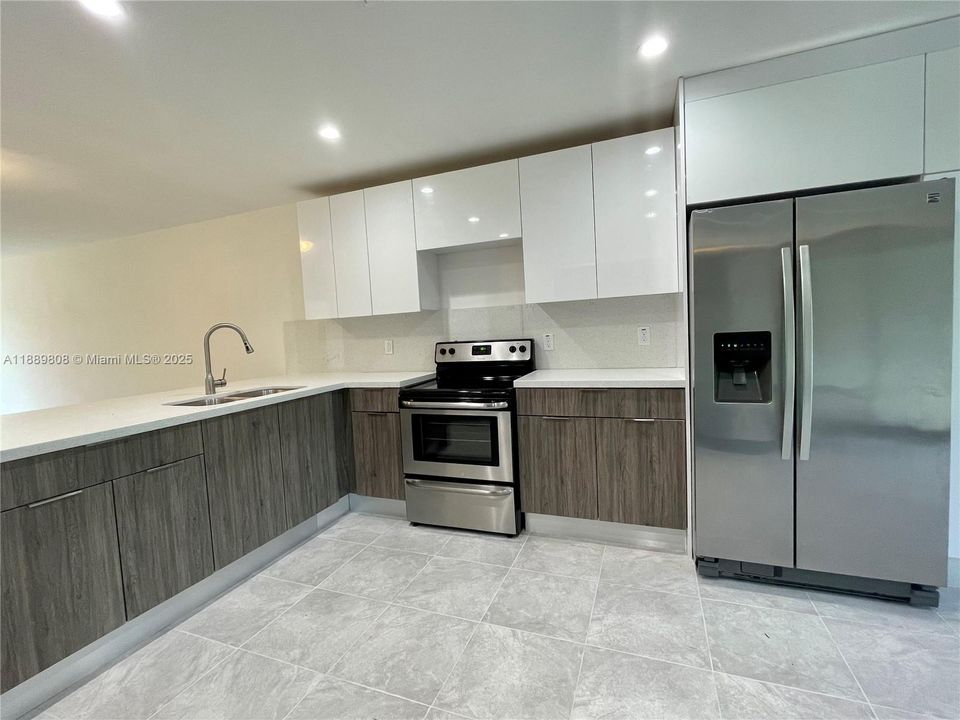 Недавно арендовано: $3,000 (3 спален, 2 ванн, 0 Квадратных фут)