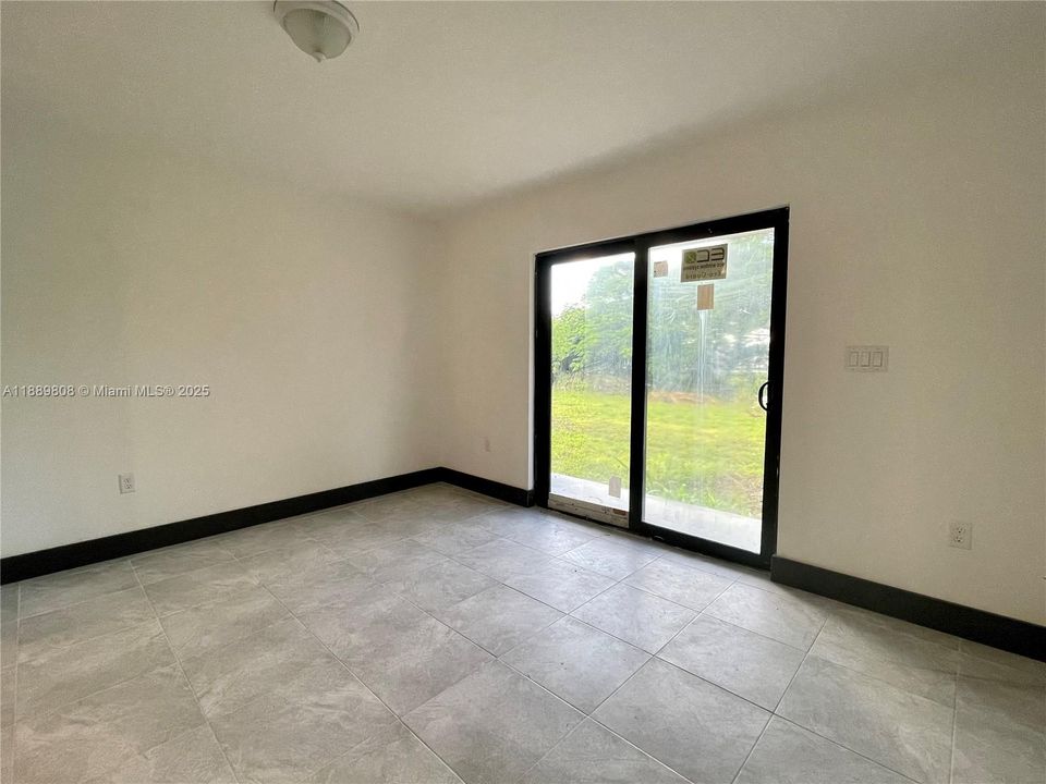 Недавно арендовано: $3,000 (3 спален, 2 ванн, 0 Квадратных фут)