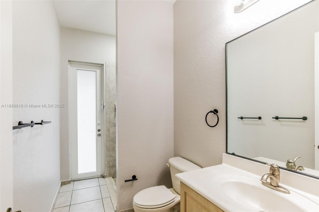 Recently Rented: $4,065 (5 beds, 4 baths, 3853 Square Feet)