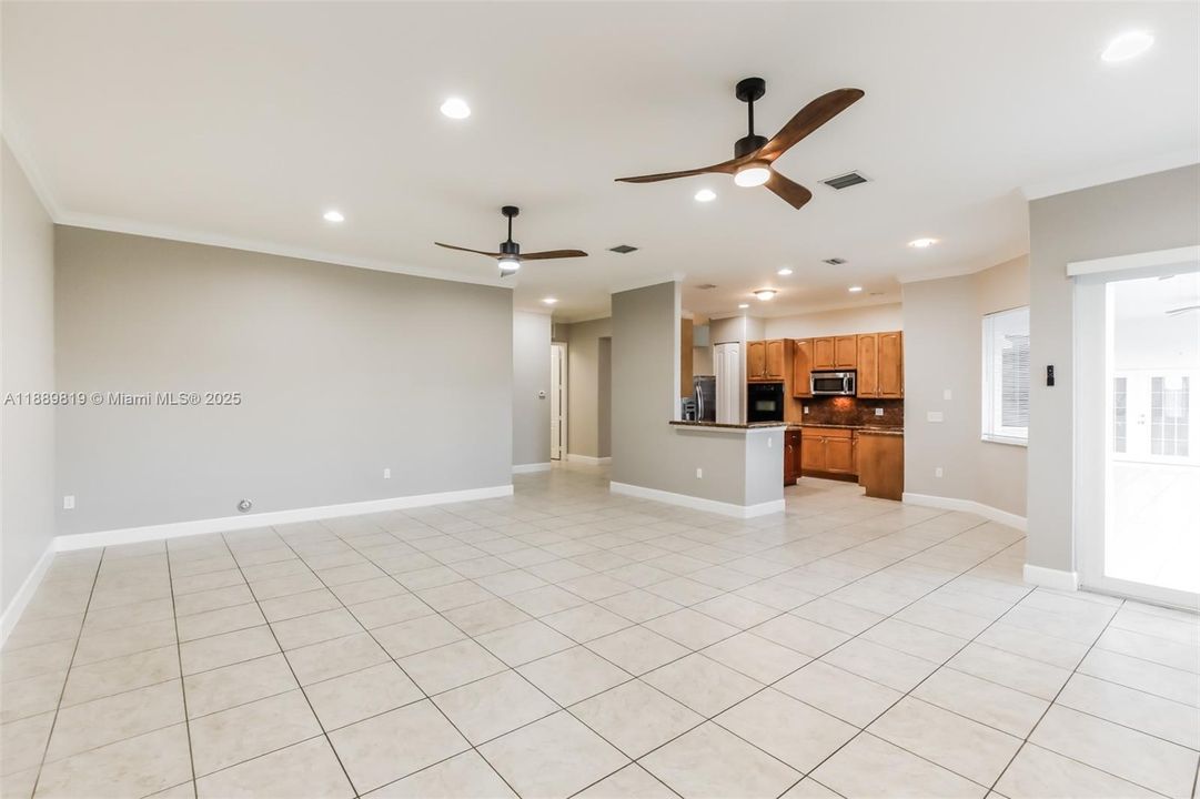 Recently Rented: $4,065 (5 beds, 4 baths, 3853 Square Feet)