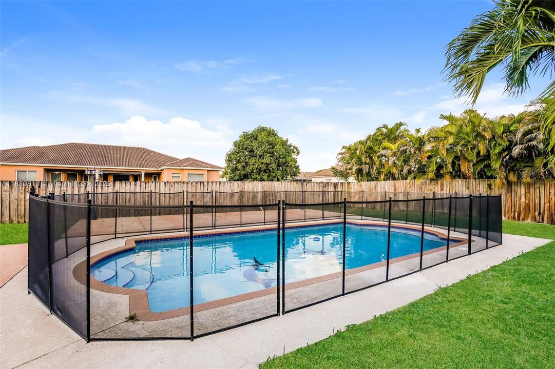 Recently Rented: $4,065 (5 beds, 4 baths, 3853 Square Feet)