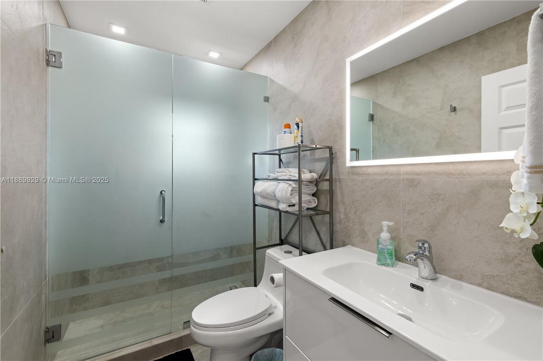 For Sale: $1,490,000 (3 beds, 3 baths, 2540 Square Feet)