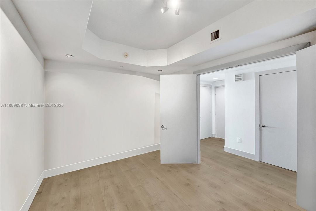 For Rent: $7,900 (3 beds, 2 baths, 2260 Square Feet)