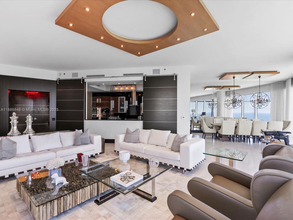 For Sale: $6,500,000 (5 beds, 6 baths, 5086 Square Feet)