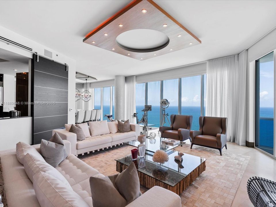 For Sale: $6,500,000 (5 beds, 6 baths, 5086 Square Feet)