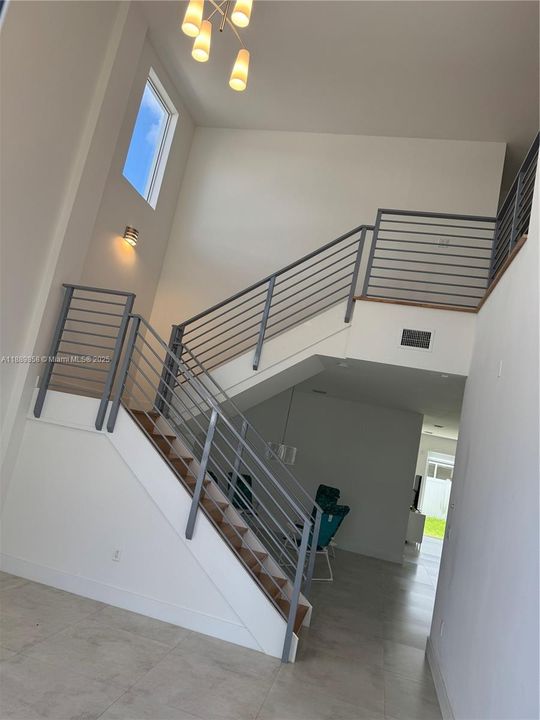 В аренду: $7,400 (5 спален, 5 ванн, 3113 Квадратных фут)