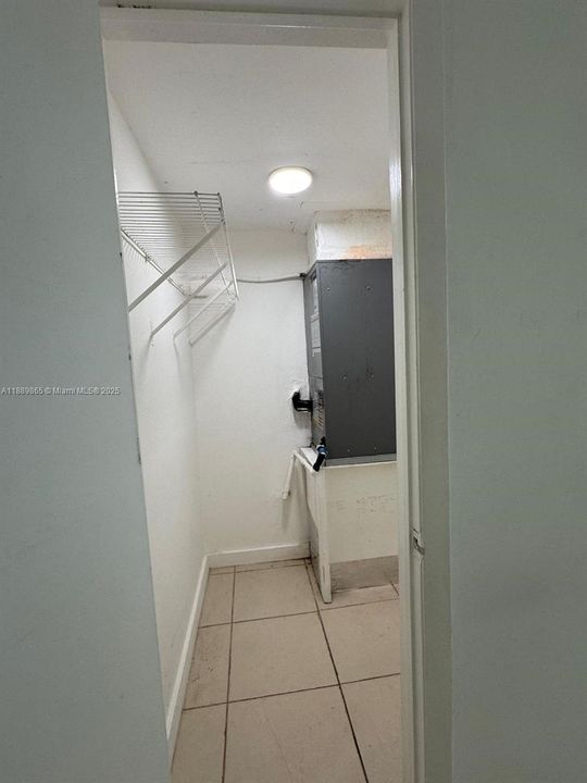 Active With Contract: $1,320 (0 beds, 1 baths, 6702 Square Feet)