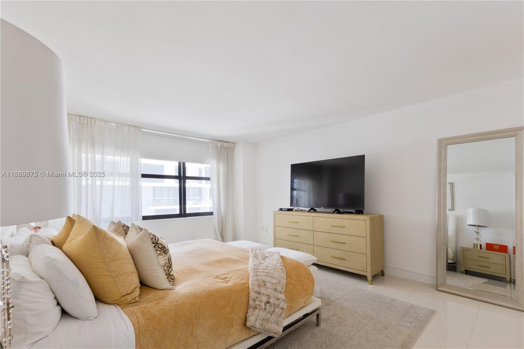 En Venta: $1,249,000 (2 camas, 2 baños, 1388 Pies cuadrados)