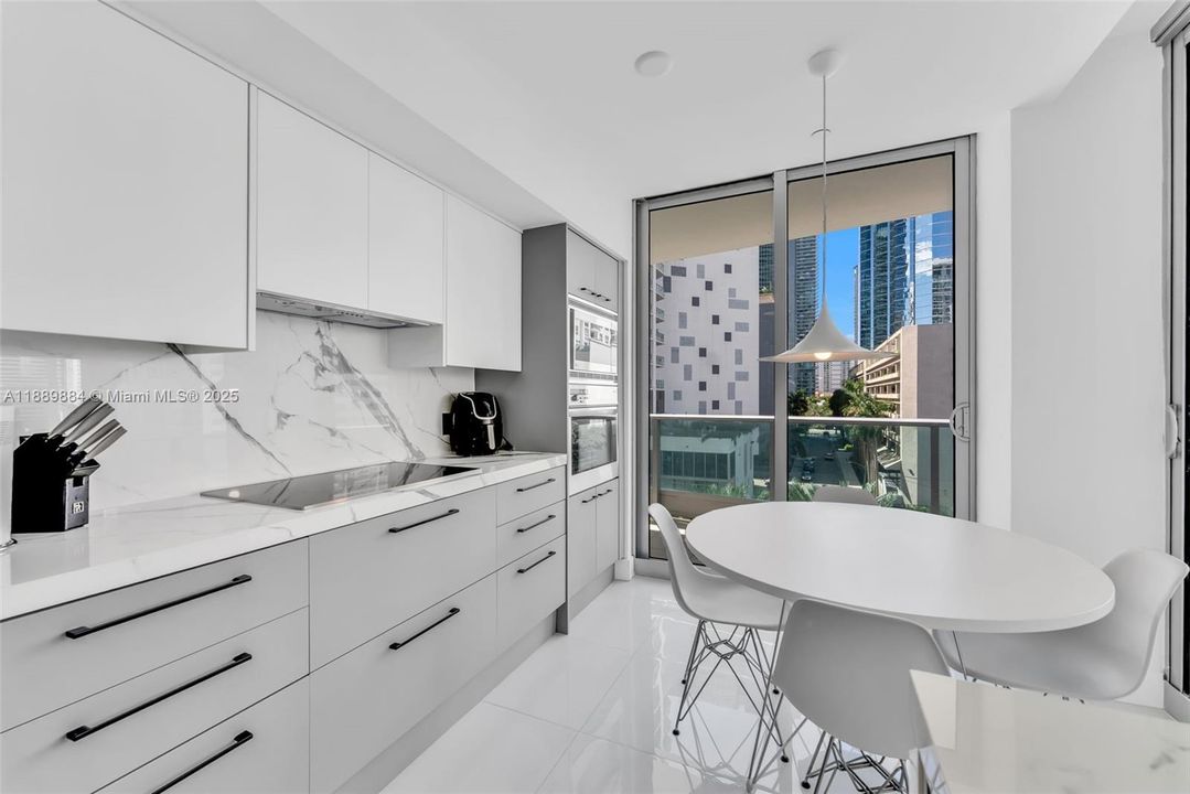 For Sale: $1,188,800 (2 beds, 2 baths, 1460 Square Feet)