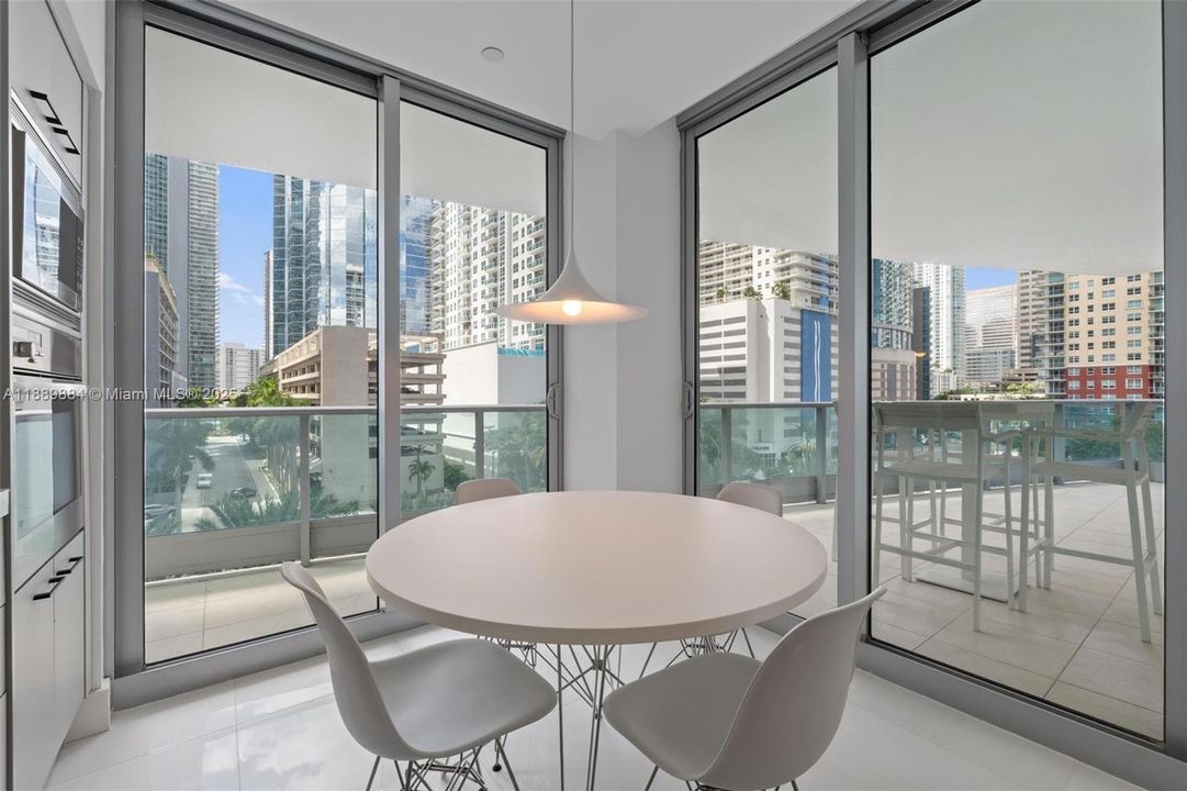 For Sale: $1,188,800 (2 beds, 2 baths, 1460 Square Feet)