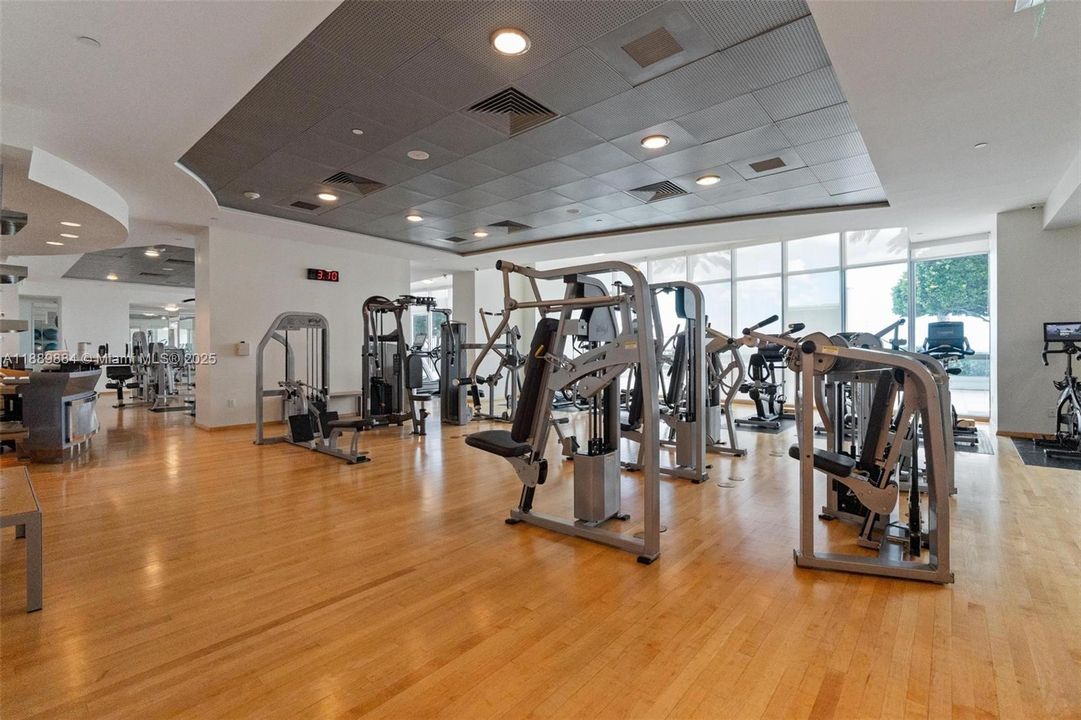 For Sale: $1,188,800 (2 beds, 2 baths, 1460 Square Feet)