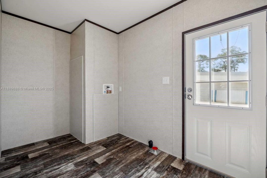 待售: $299,999 (3 贝兹, 2 浴室, 0 平方英尺)