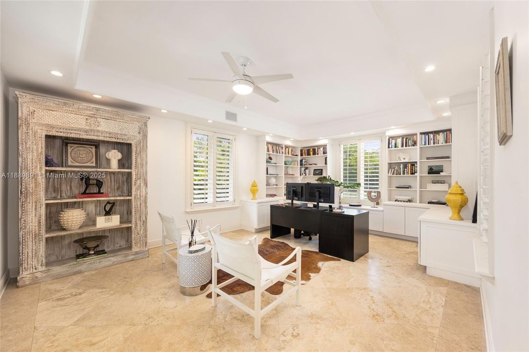 For Sale: $7,190,000 (7 beds, 8 baths, 9481 Square Feet)