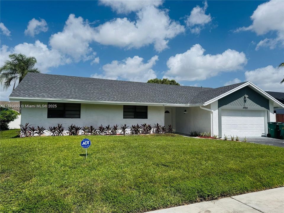 Active With Contract: $590,000 (4 beds, 2 baths, 2273 Square Feet)