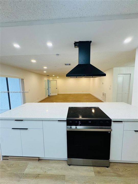 Active With Contract: $590,000 (4 beds, 2 baths, 2273 Square Feet)