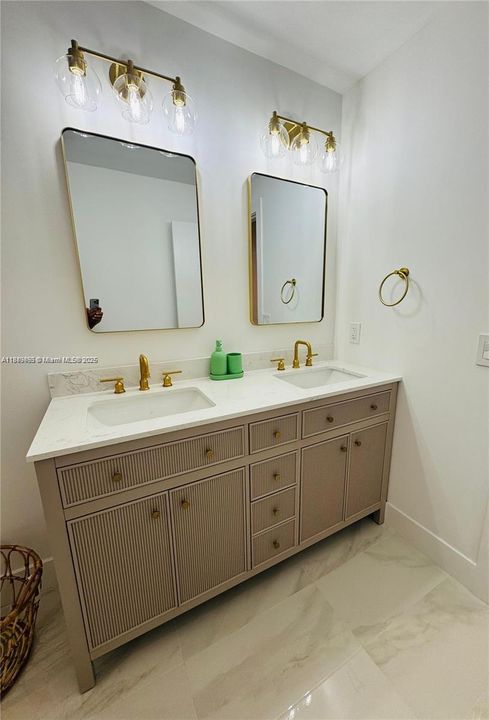 Active With Contract: $590,000 (4 beds, 2 baths, 2273 Square Feet)